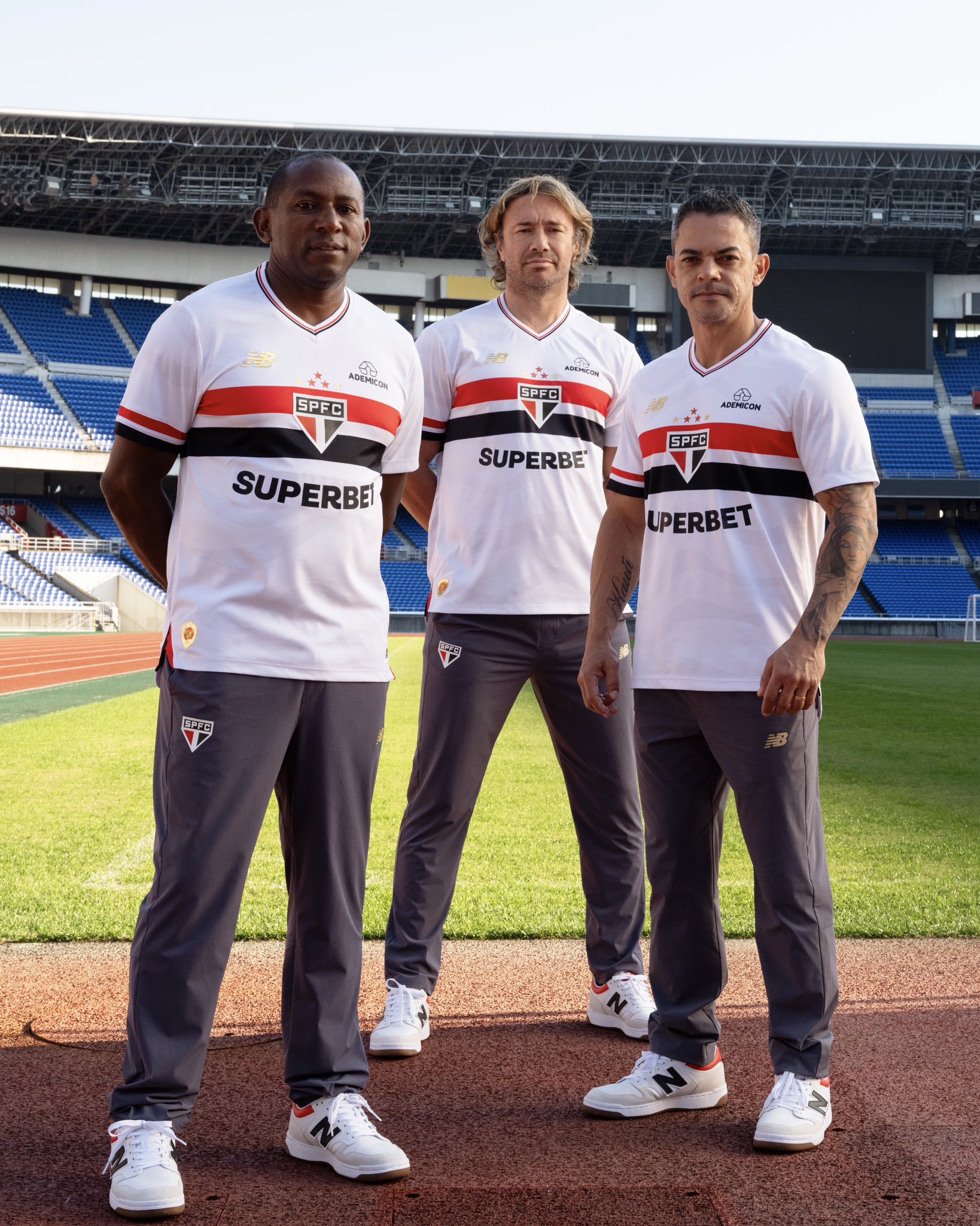 São Paulo FC voetbalshirts 2025 eerbetoon aan wereldbeker 2005