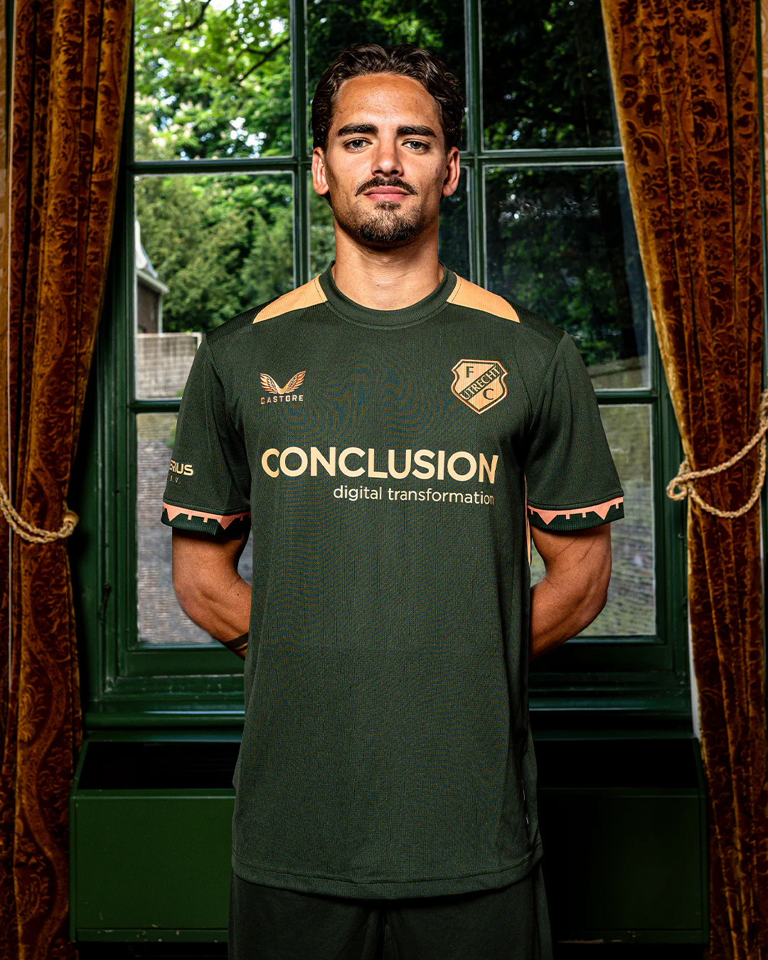 FC Utrecht voetbalshirts 2025-2026 eren de stad! 