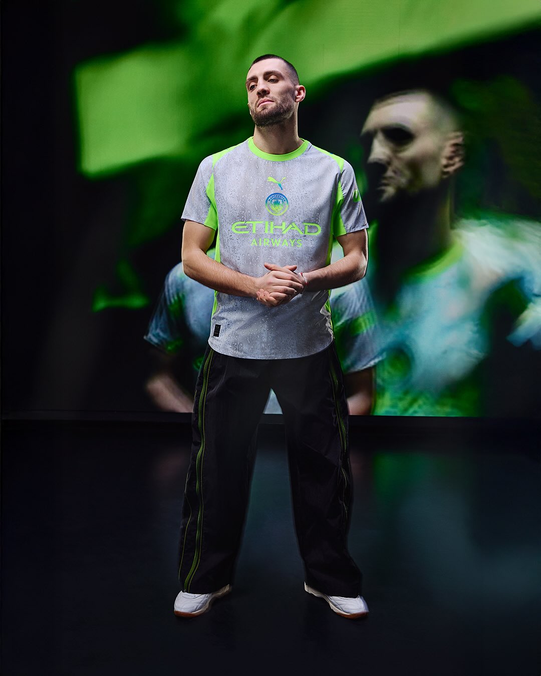 Manchester City 3e shirt 2025-2026 geïnspireerd door het Britse weer! 