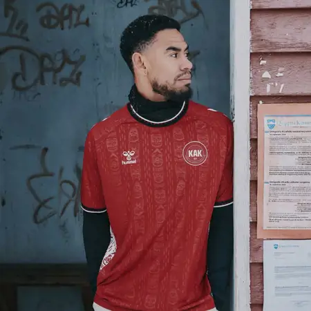 Dit zijn de fascinerende Groenland voetbalshirts 2025-2026 van Hummel
