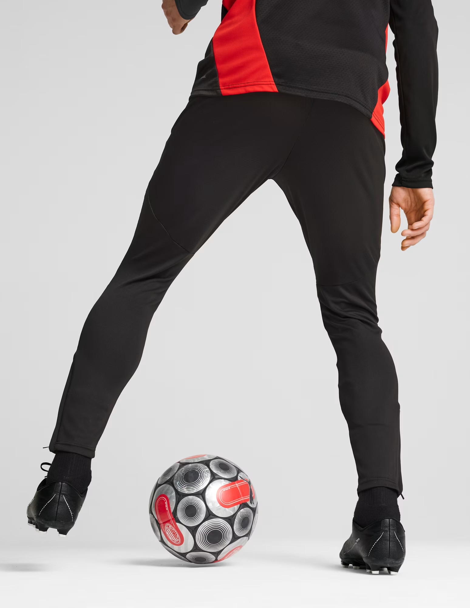 AC Milan trainingspak 2024-2025 in stijl DNA Milaan