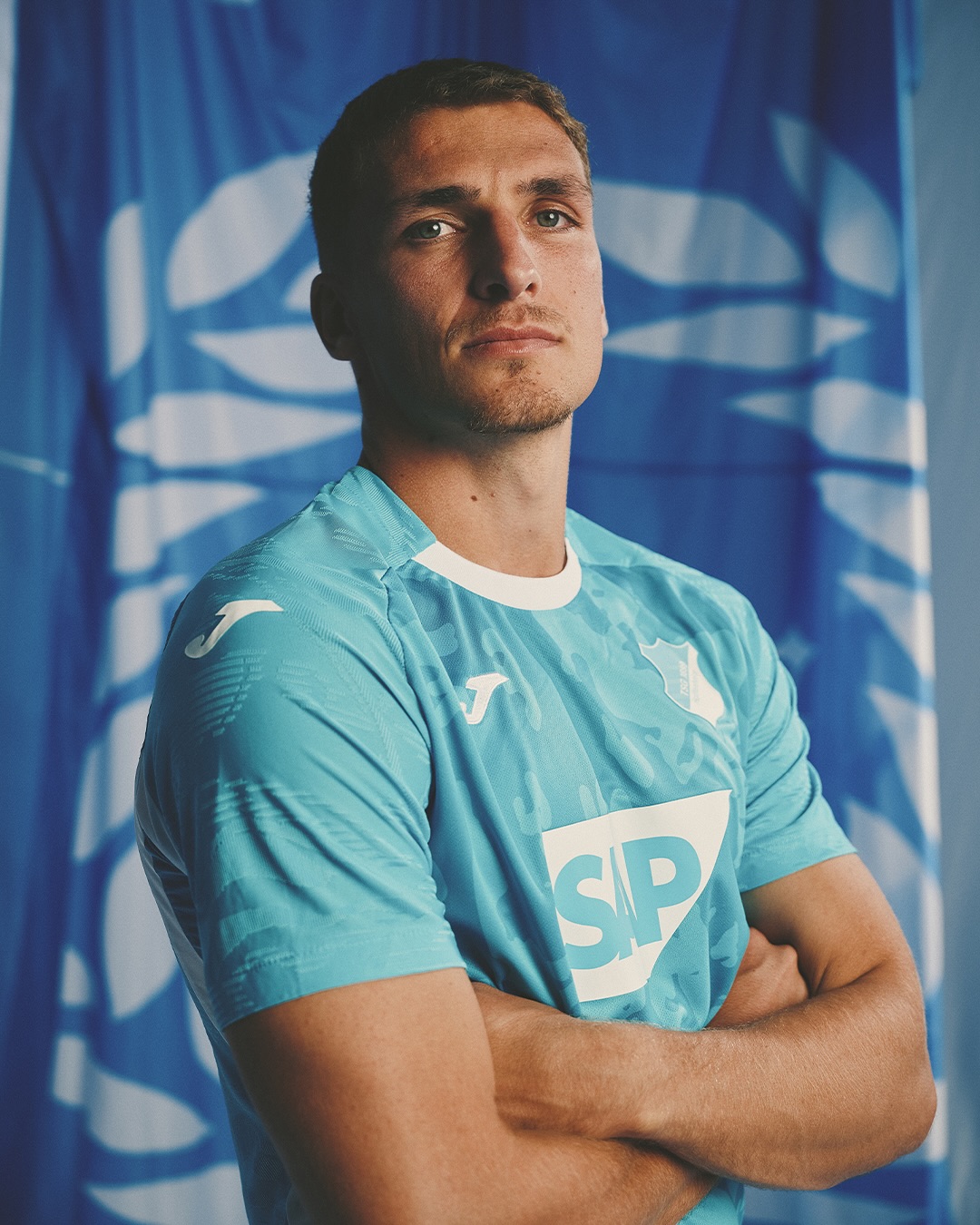 Dit zijn de TSG 1899 Hoffenheim voetbalshirts 2025-2026