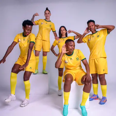 Zuid-Afrika voetbalshirts 2023-2024
