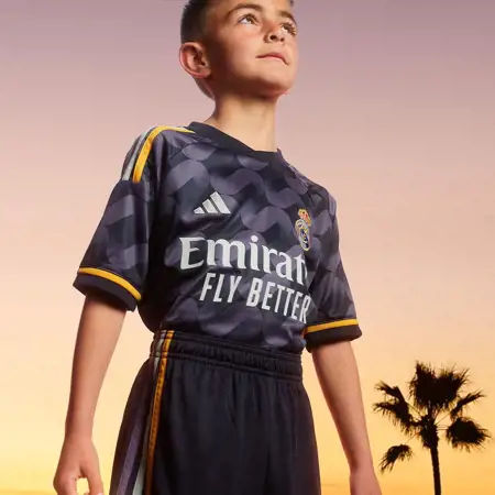 Real Madrid uitshirt 2023-2024