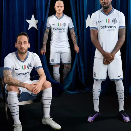 Inter Milan uitshirt 2024-2025 geïnspireerd door fashion en architectuur Milaan