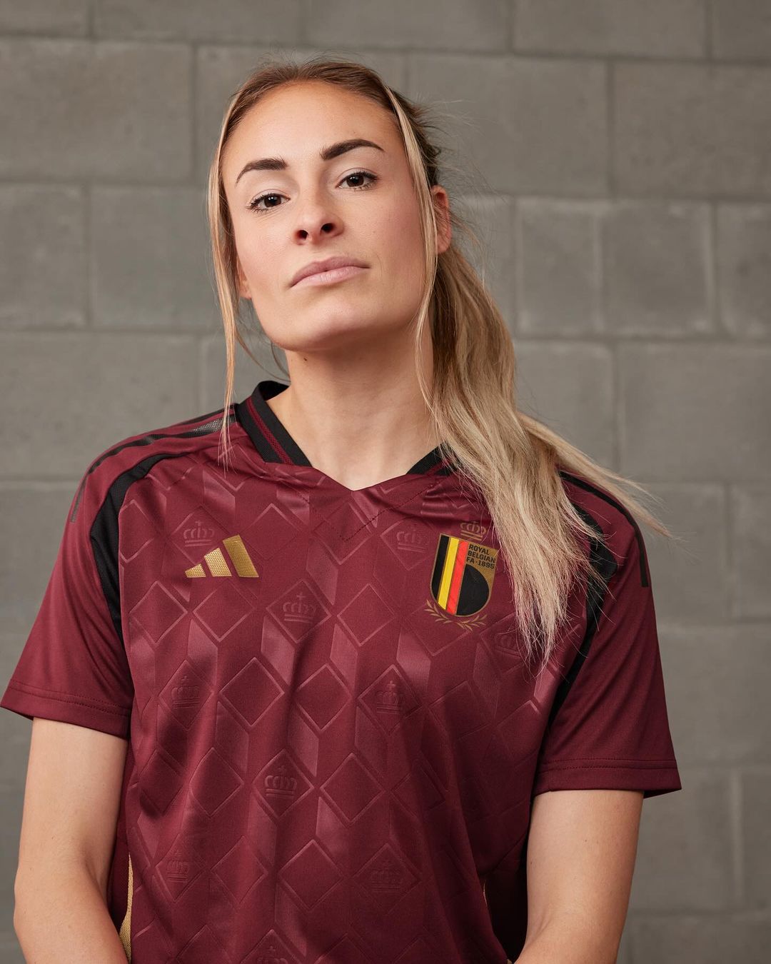 België EK 2024 thuisshirt ode aan jubileum voetbalbond!