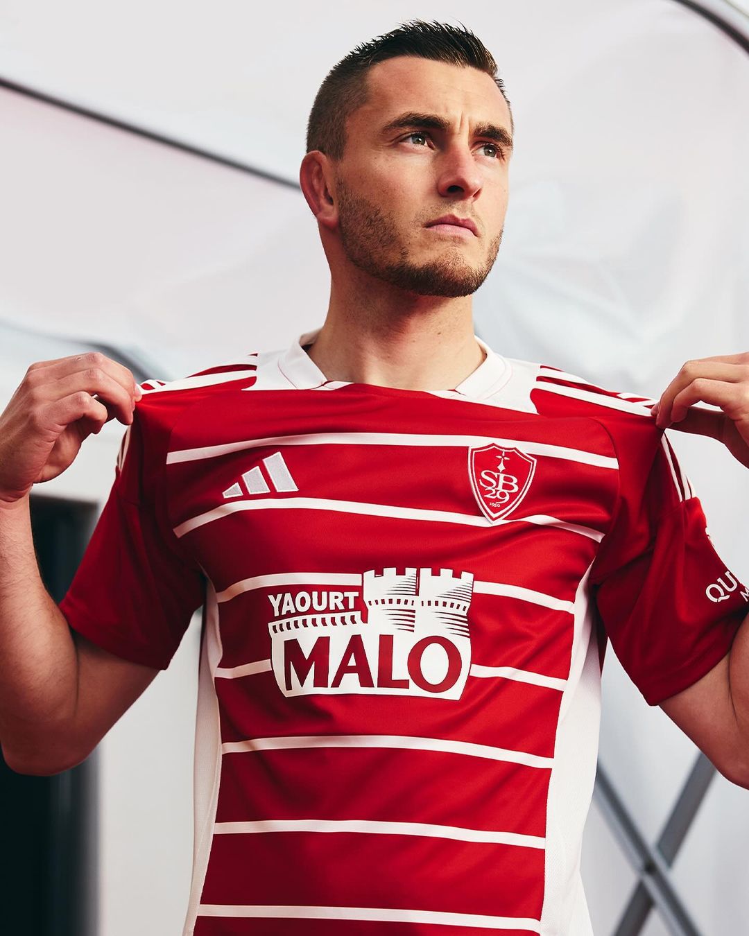 Stade Brest voetbalshirts 2024-2025: Hiermee gaat deze nieuwkomer Europa bestormen