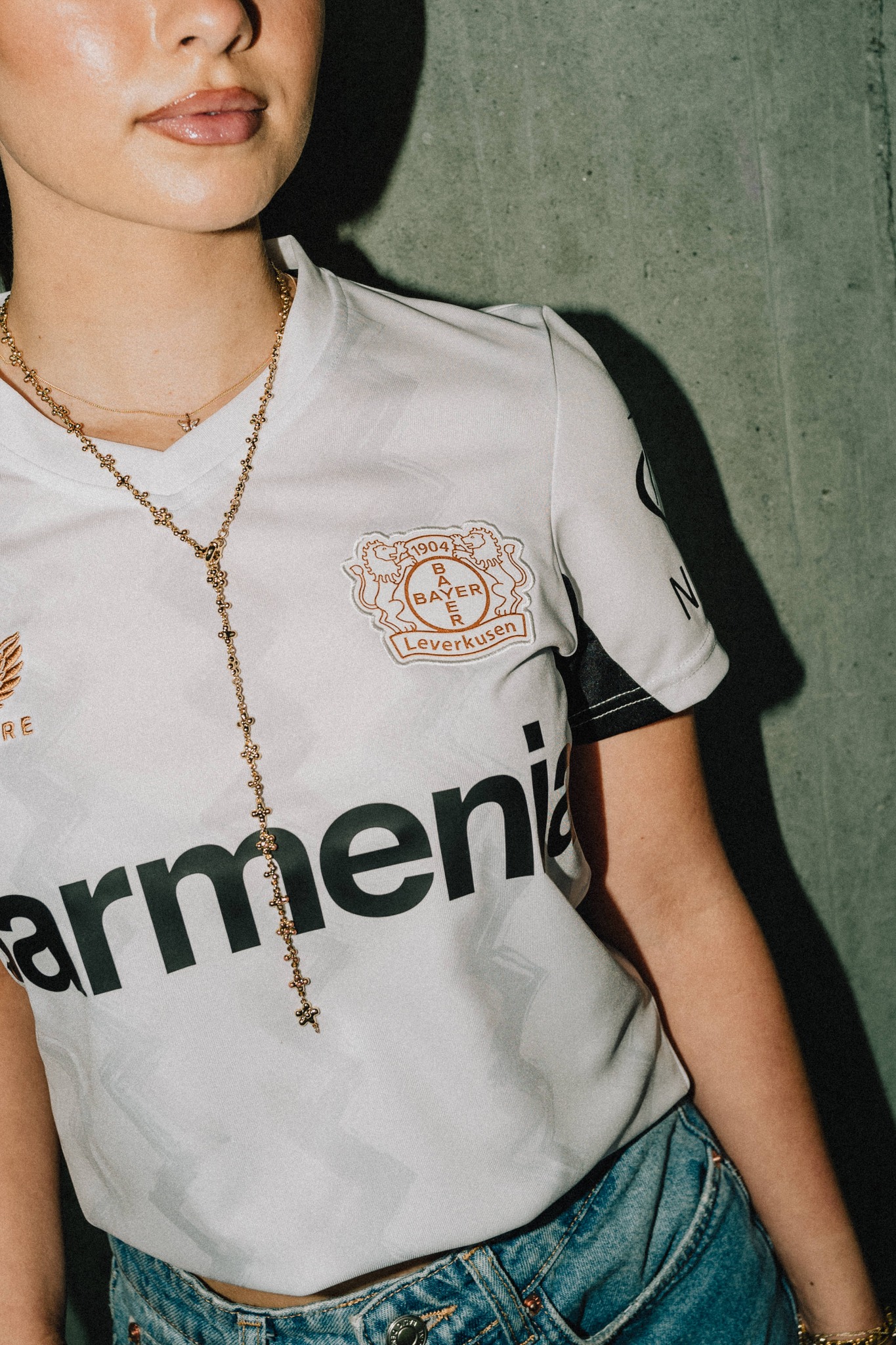 Bayer Leverkusen voetbalshirts 2024-2025 in stijl stad