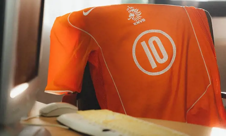 Nike lanceert remake Nederlands Elftal voetbalshirt 2004