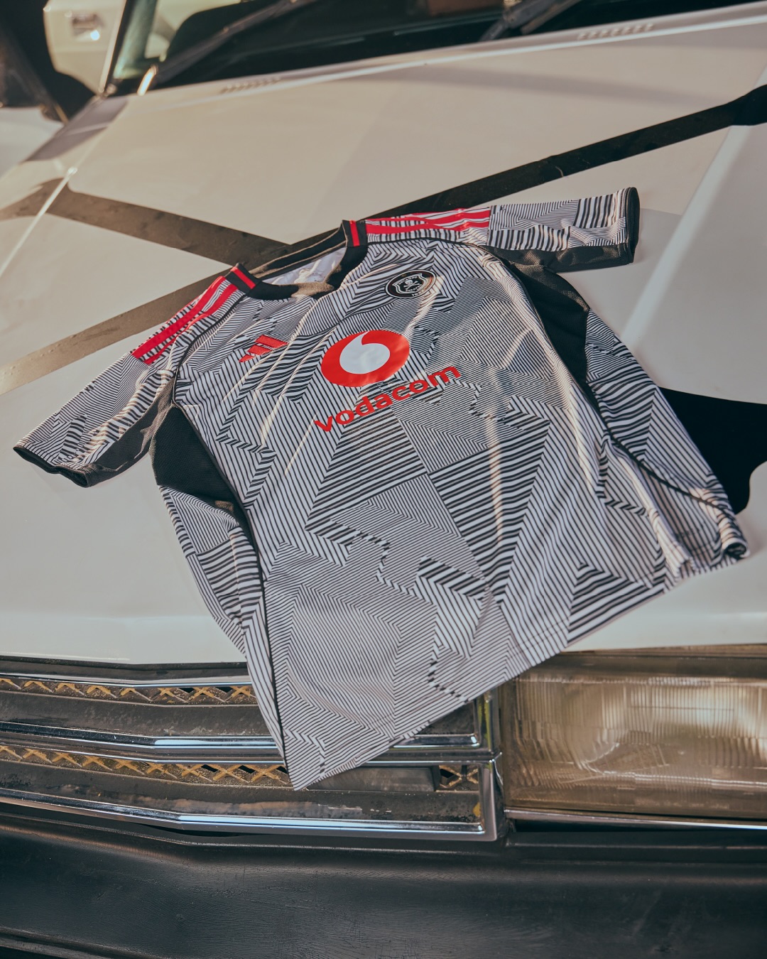 Dit zijn de Orlando Pirates voetbalshirts 2025-2026