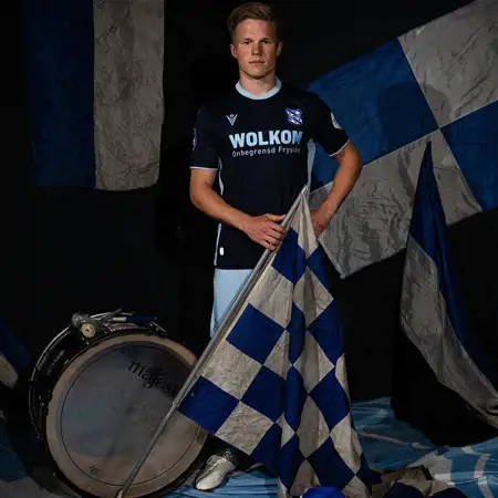 SC Heerenveen voetbalshirts 2024-2025 eerbetoon aan Abe Lenstra Stadion en Friesland