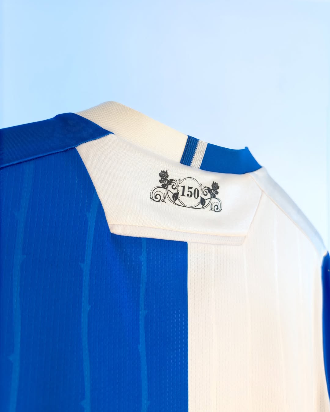 Blackburn Rovers voetbalshirts 2025-2026 in teken 150 jarig jubileum