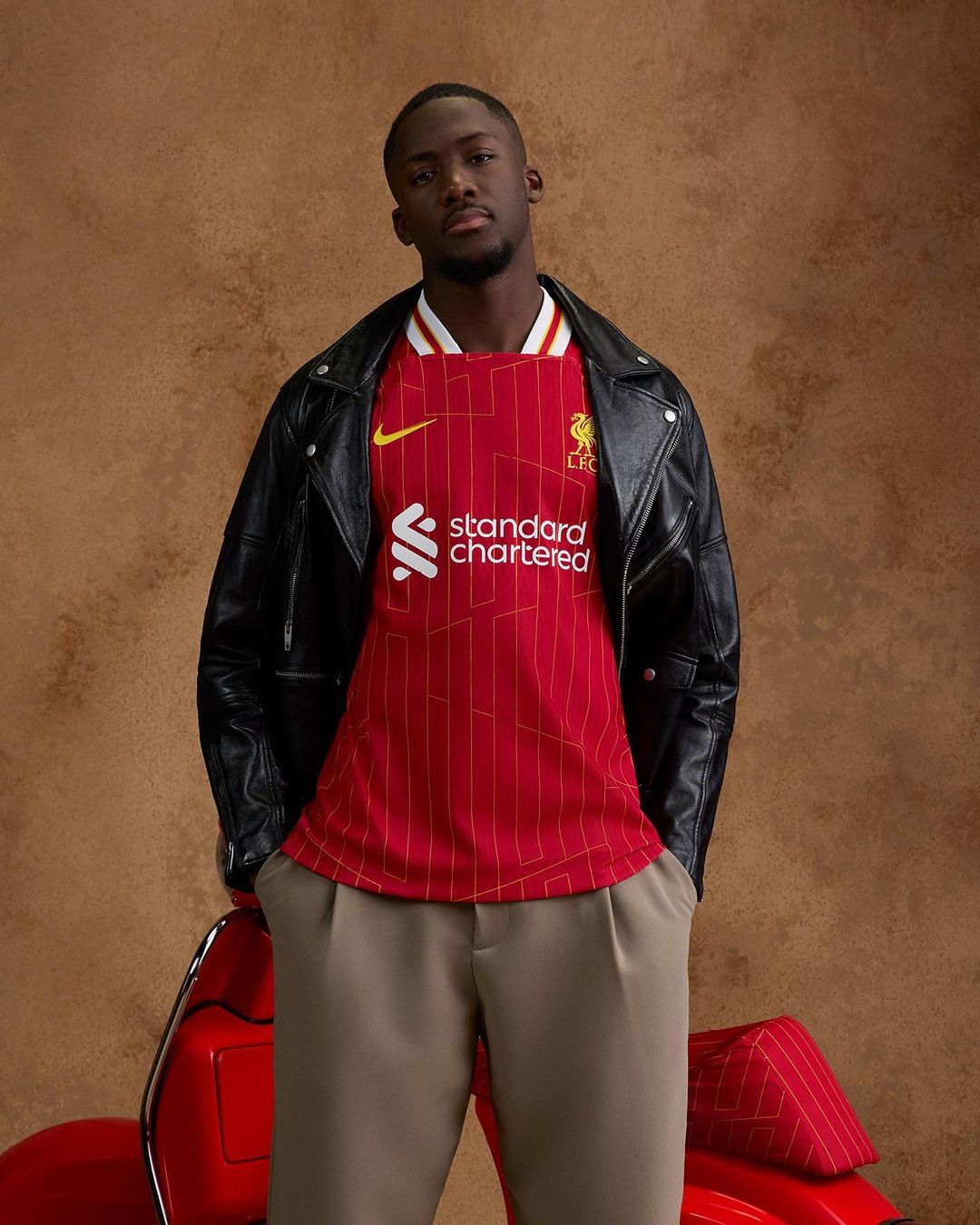 Liverpool thuisshirt 2024-2025 geïnspireerd door het Rome van 1984!