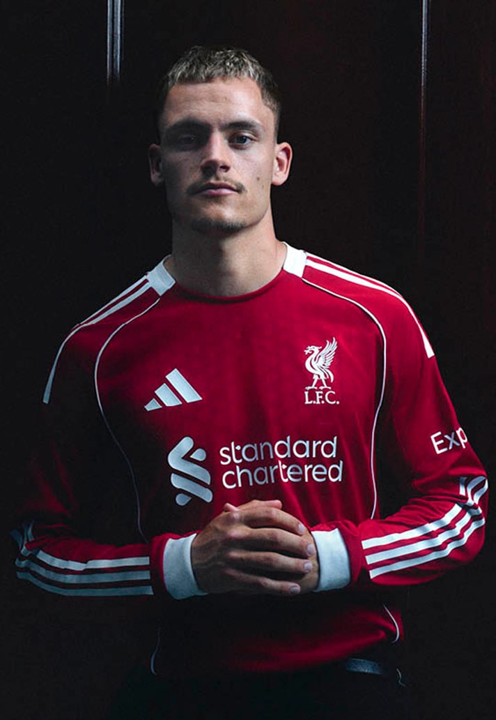 Dit is het Liverpool FC thuisshirt 2025-2026 van adidas!