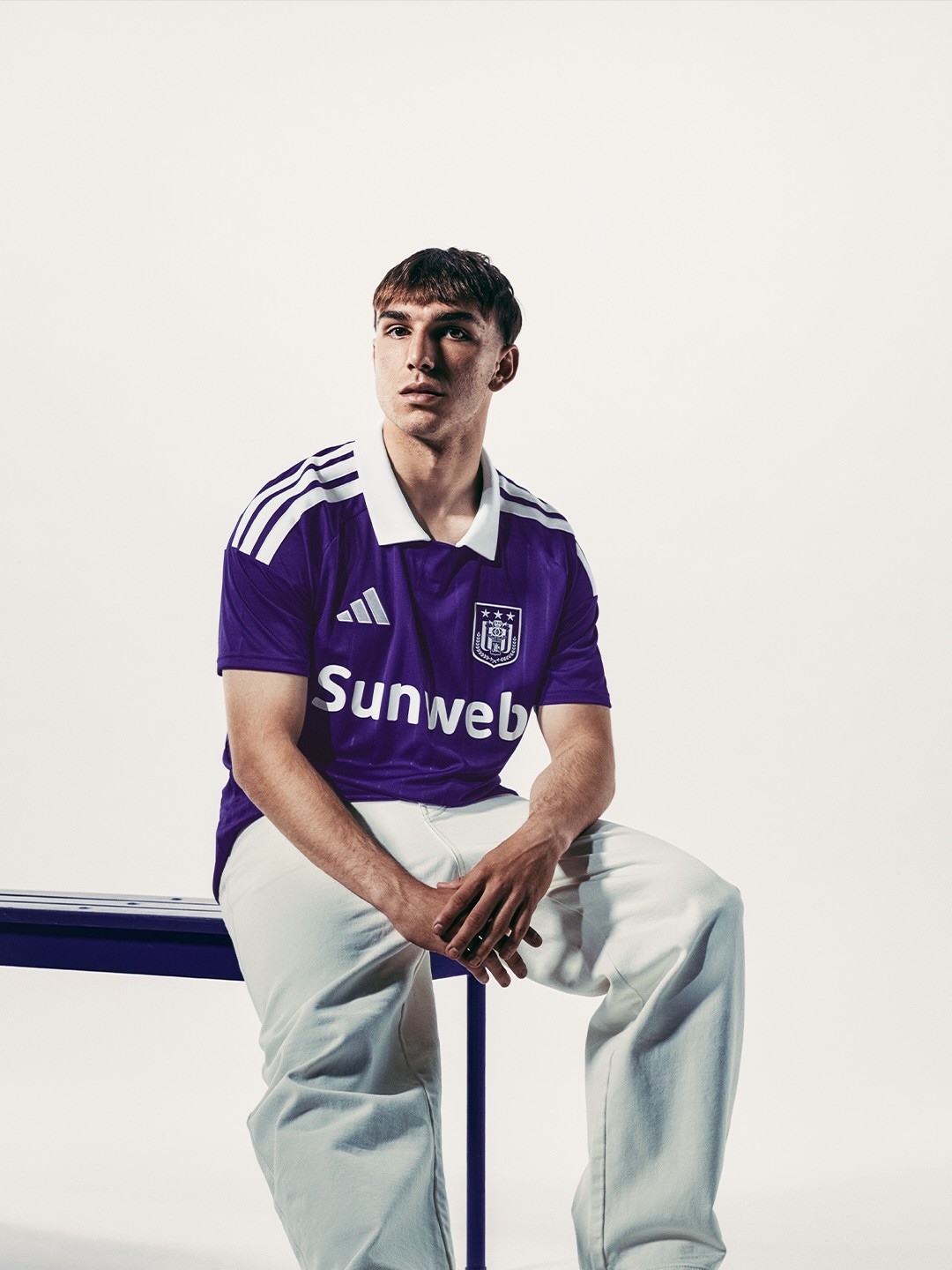 Dit zijn de RSC Anderlecht voetbalshirts 2026-2027 van adidas