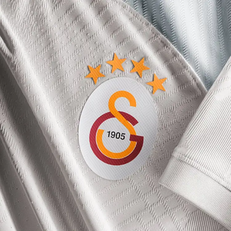 Galatasaray voetbalshirts 2023-2024