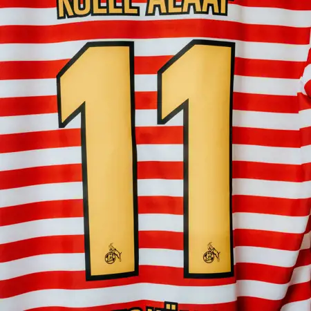 Dit is het FC Köln carnavalsshirt 2025-2026