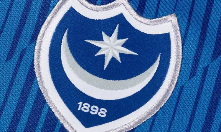 Portsmouth voetbalshirts 2023-2024