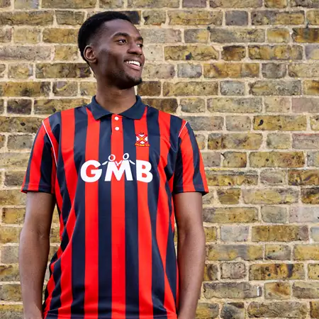 Dit zijn de Fulham FC retro voetbalshirts van COPA Football