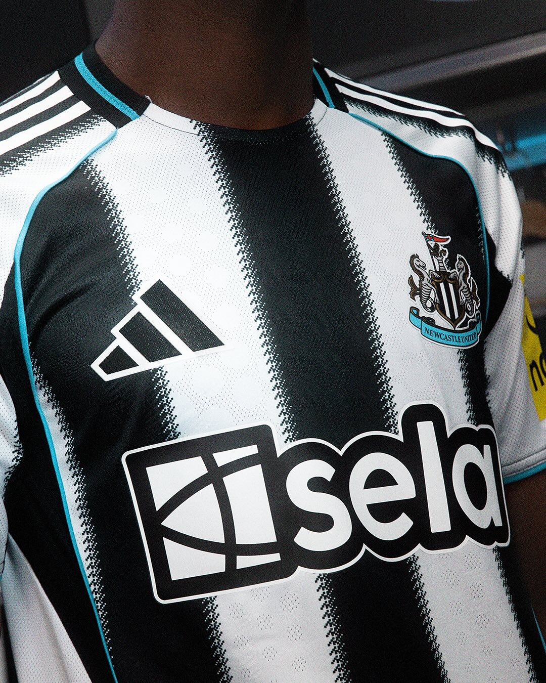 Newcastle United thuisshirt 2025-2026 geïnspireerd door shepherd’s check