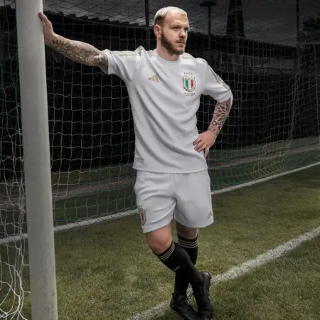 Italië voetbalshirt 125 jarig bestaan voetbalbond