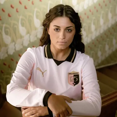 Palermo FC lanceert voetbalshirt ter ere 125 jarig bestaan