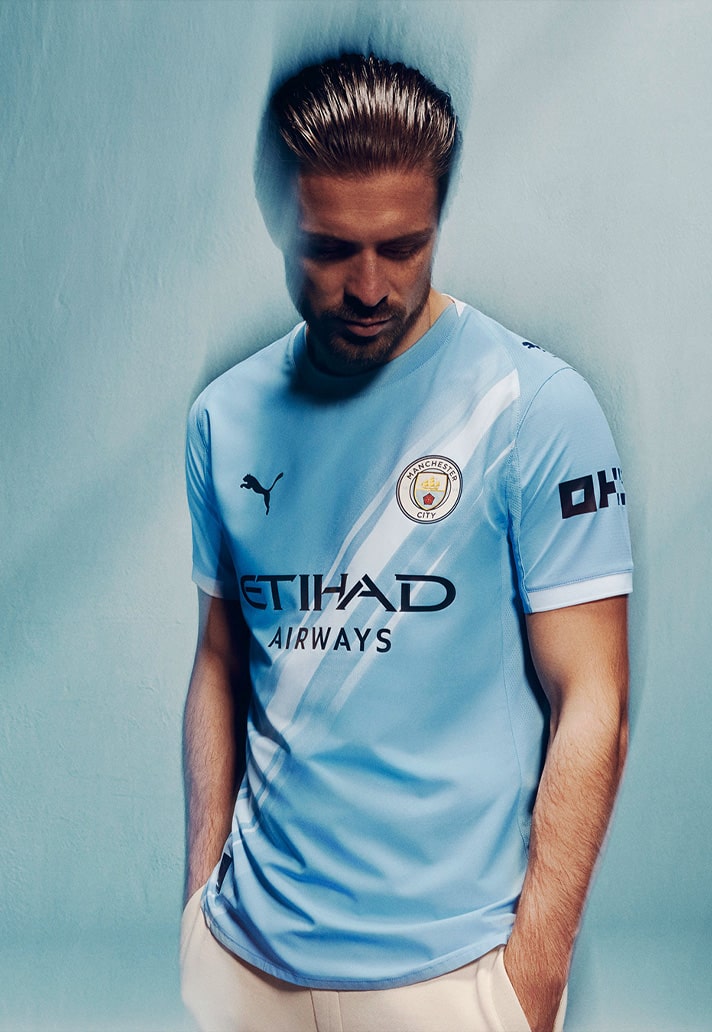 Manchester City thuisshirt 2025-2026 bevat diagonale baan uit jaren '70!