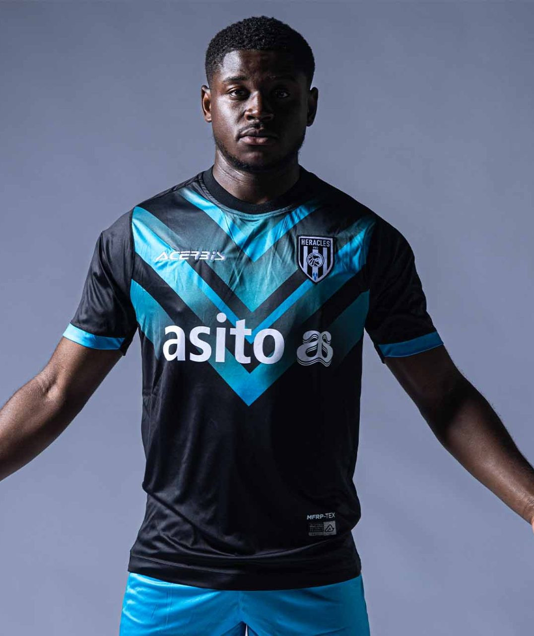 Heracles Almelo voetbalshirts 2024-2025 ontworpen door supporters