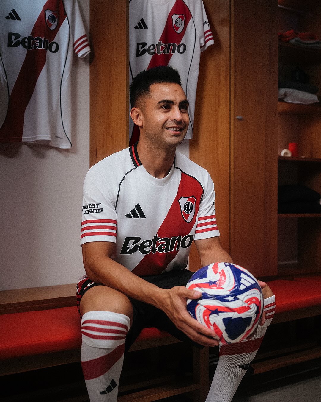 River Plate voetbalshirts 2025-2026 geïnspireerd door twee historische prijzen