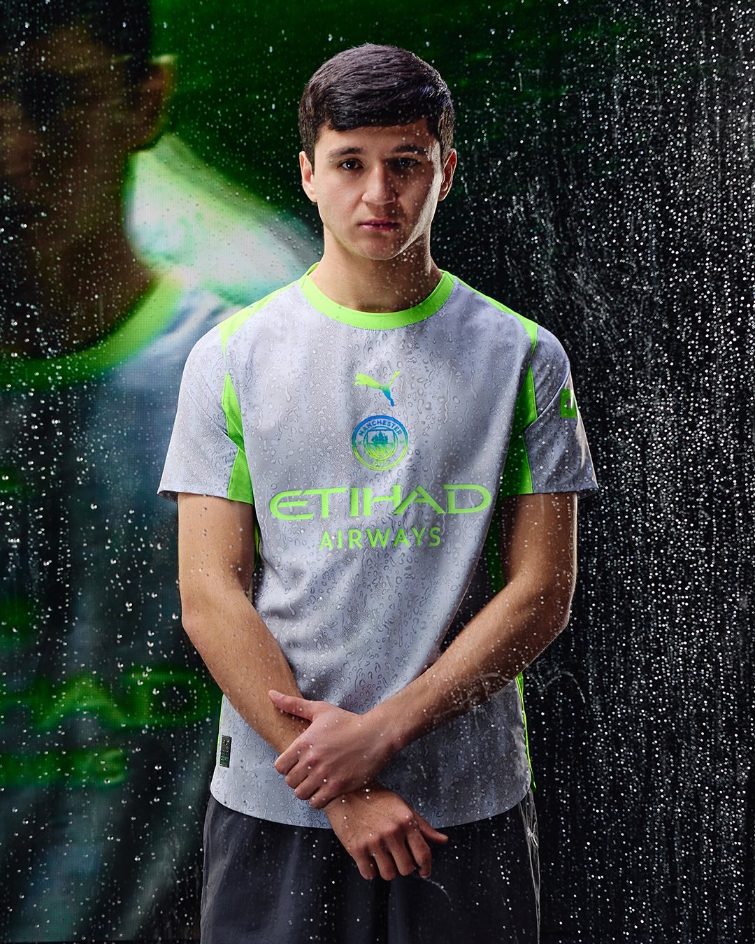 Manchester City 3e shirt 2025-2026 geïnspireerd door het Britse weer! 