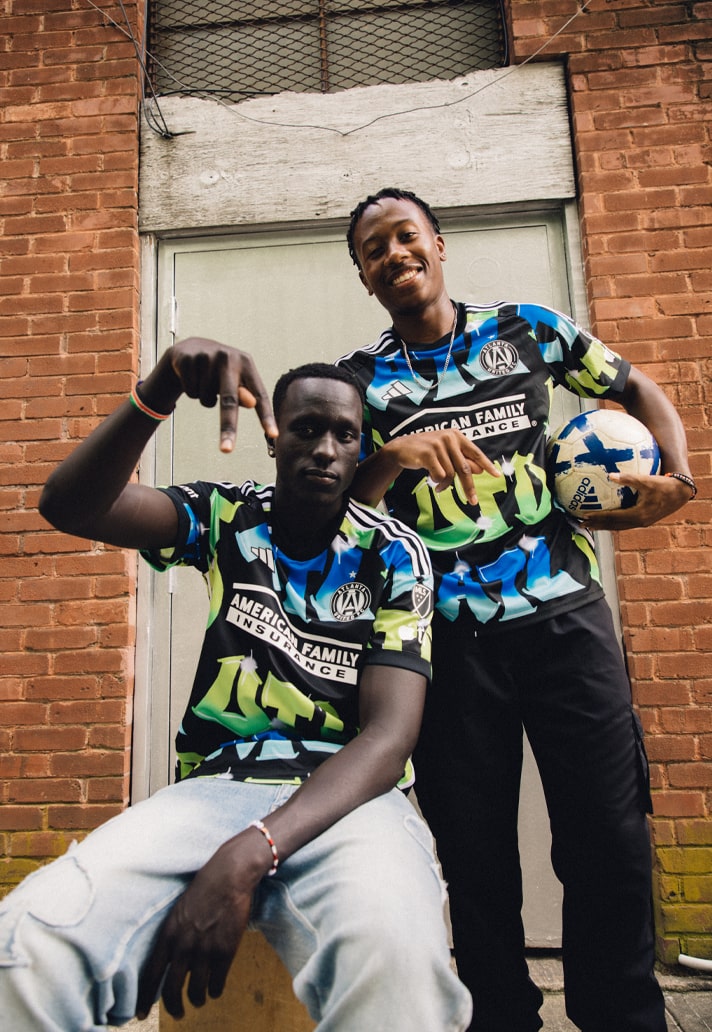 Atlanta United 3e voetbalshirt 2023-2024 eerbetoon aan jaren '90!