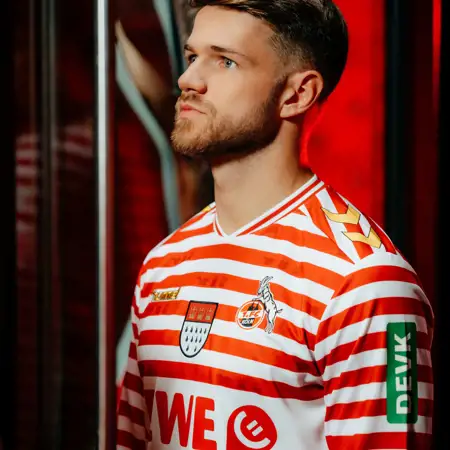 Dit is het FC Köln carnavalsshirt 2025-2026
