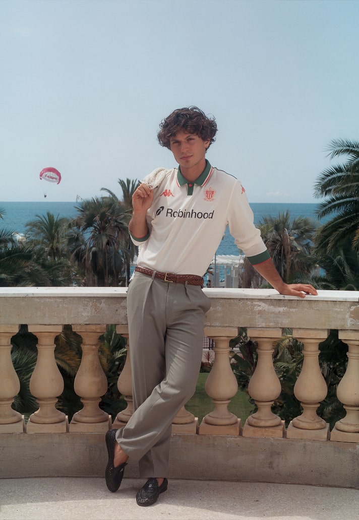 Dit zijn de OGC Nice voetbalshirts 2025-2026 van Kappa