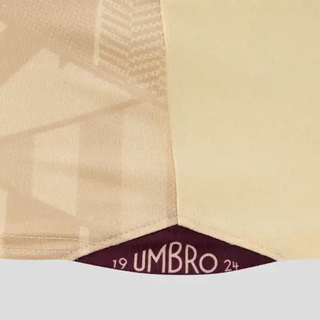 Dit zijn de Heart of Midlothian voetbalshirts 2024-2025