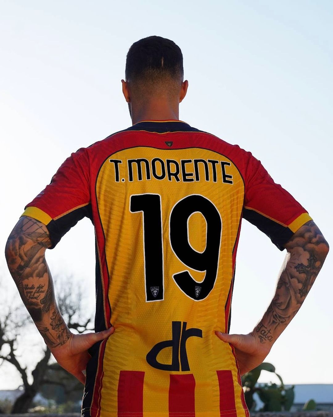 Dit zijn de US Lecce voetbalshirts 2024-2025