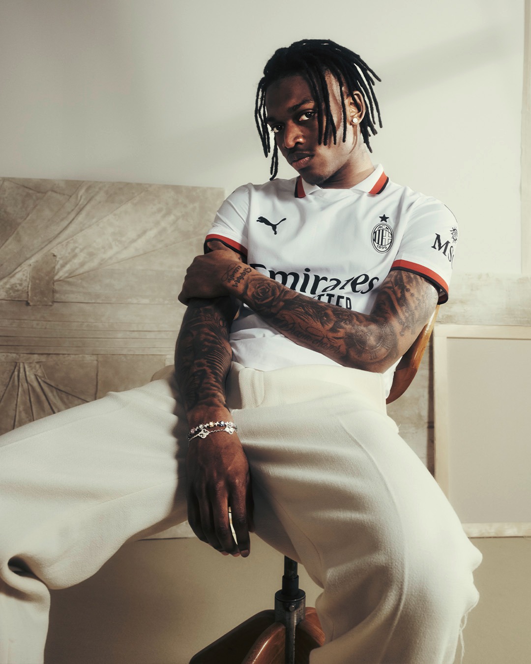 AC Milan uitshirt 2024-2025 elegant en innovatief! 