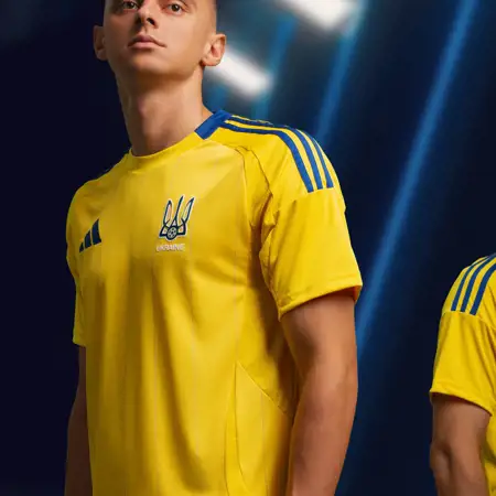 Dit zijn de Oekraïne voetbalshirts 2024-2025 van adidas