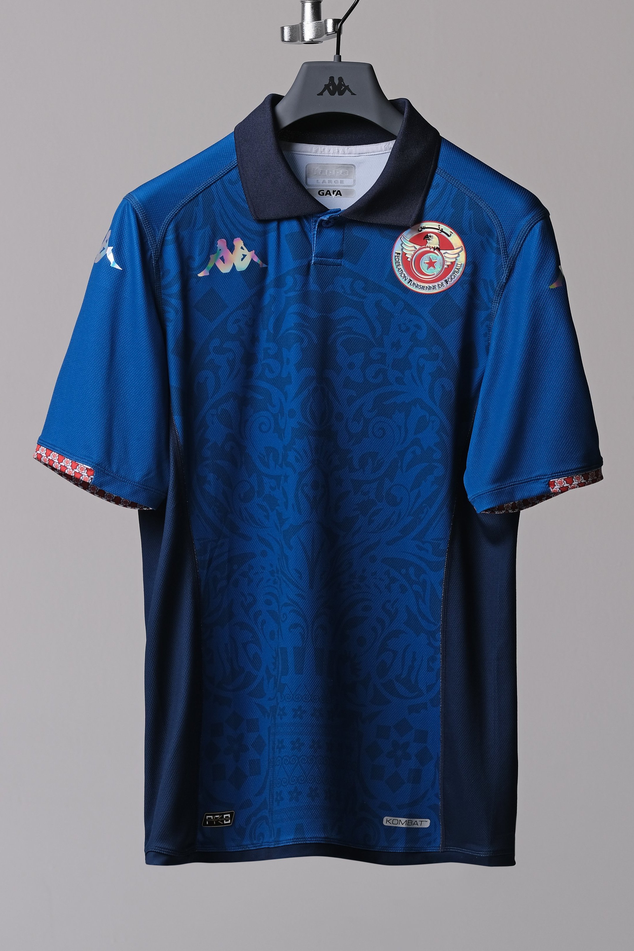 Tunesi&#xEB; voetbalshirts 2024-2025