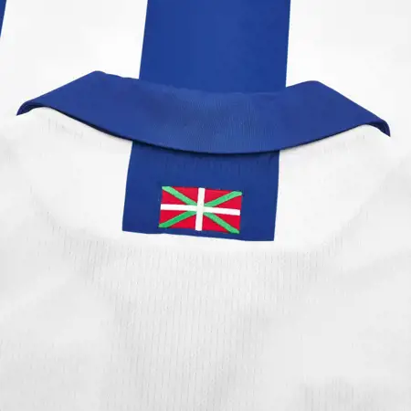 Real Sociedad voetbalshirts 2024-2025 tribuut aan retro shirts en stadion