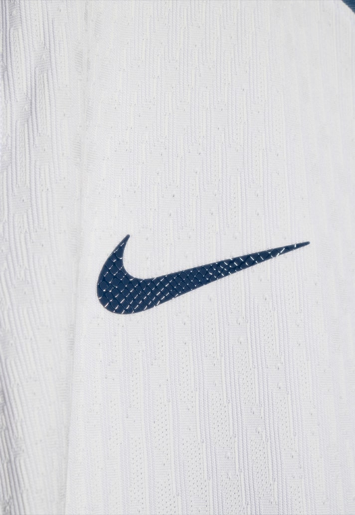 Inter Milan uitshirt 2024-2025 geïnspireerd door fashion en architectuur Milaan