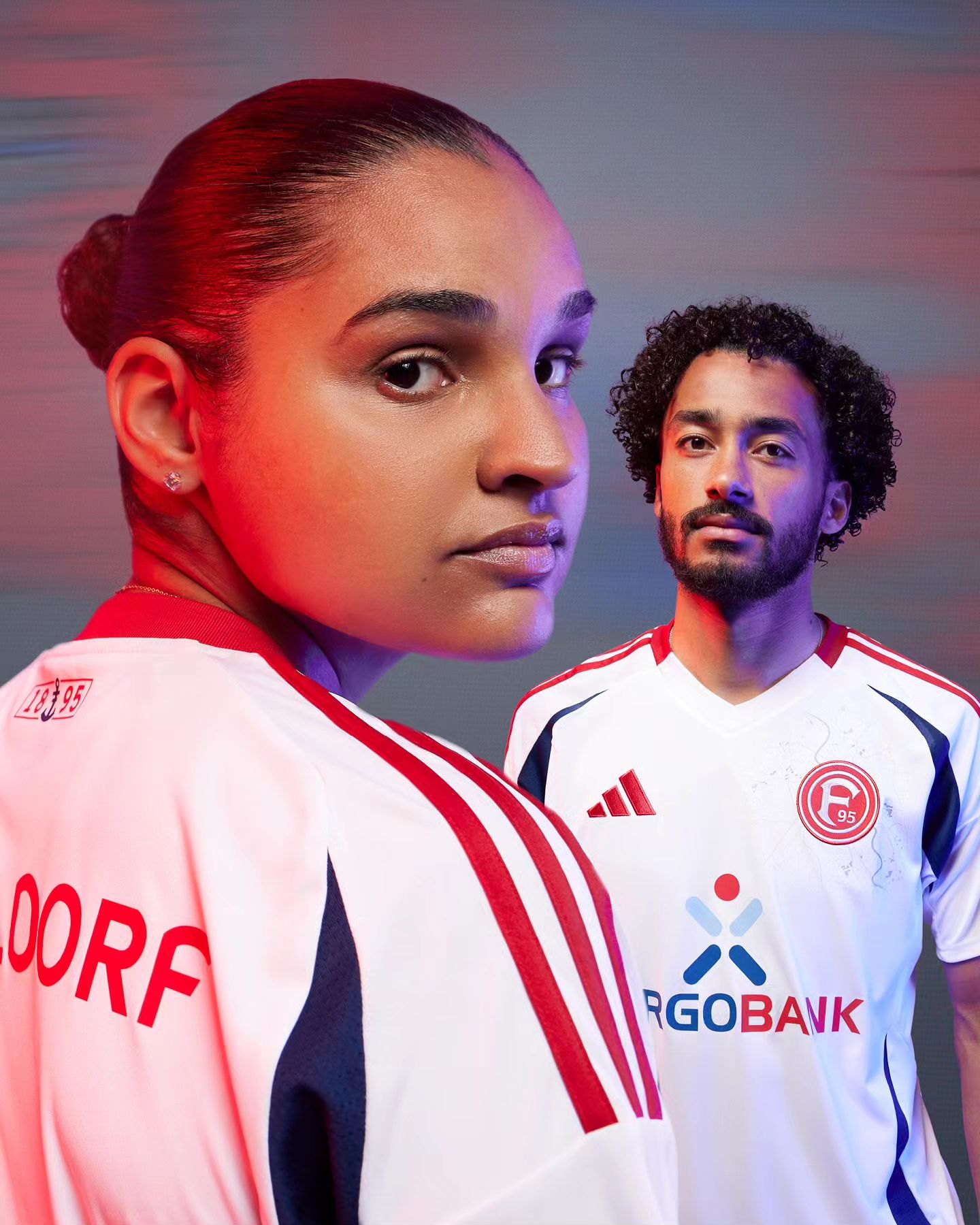 Fortuna Düsseldorf voetbalshirts 2024-2025 verwijzing naar de stad!