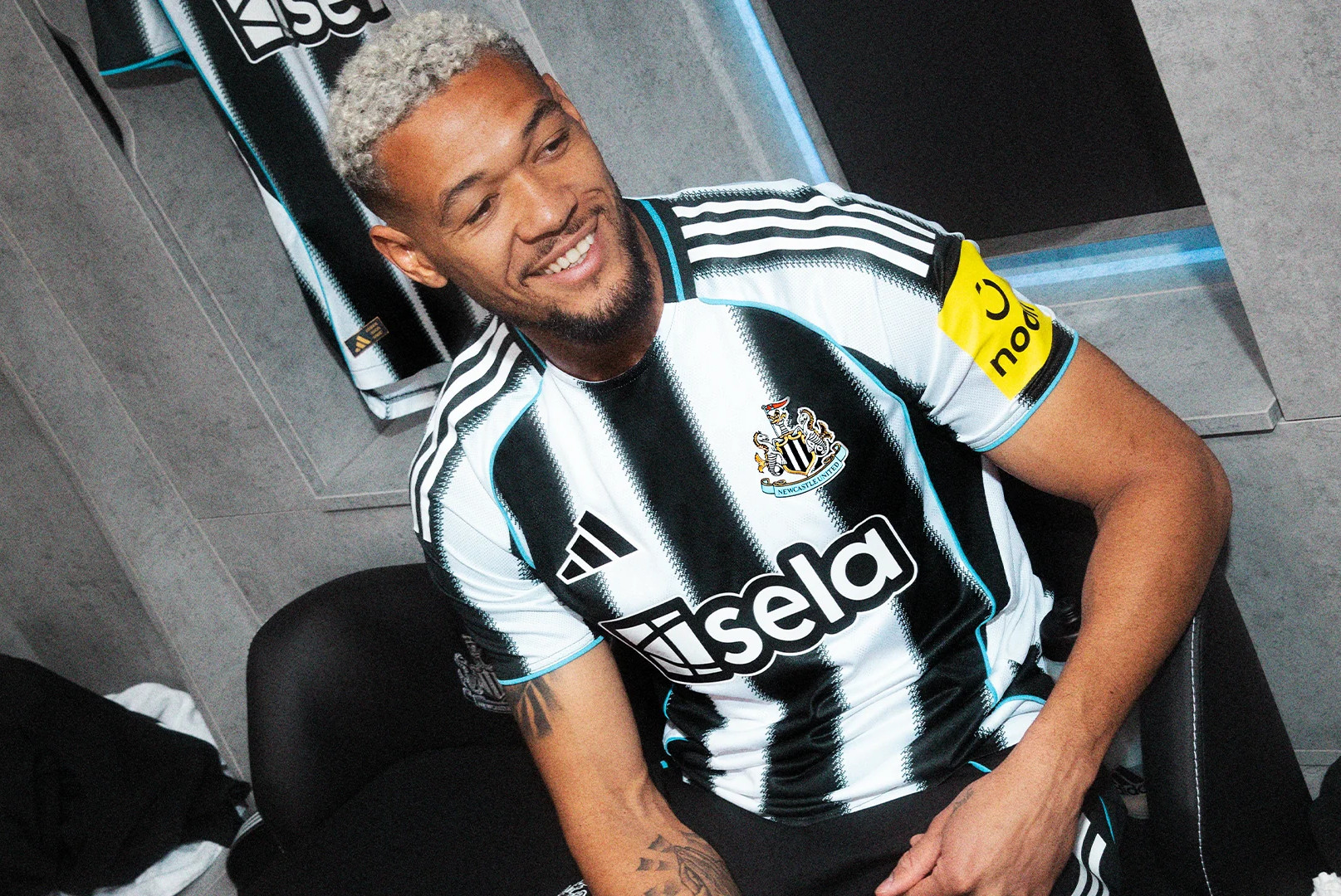 Newcastle United thuisshirt 2025-2026 geïnspireerd door shepherd’s check