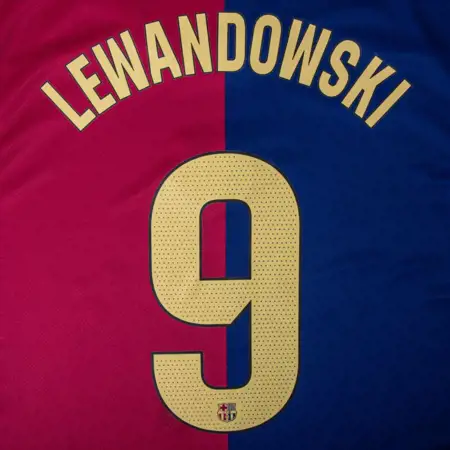 Dit is de officiële FC Barcelona bedrukking 2024-2025