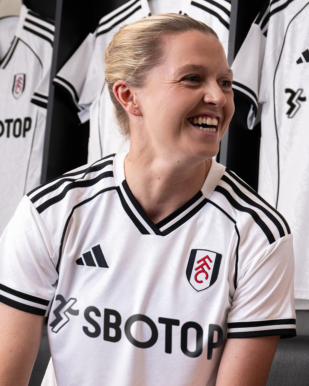 Fulham voetbalshirts 2025-2026 ode aan stadion, retro shirt en elegantie!