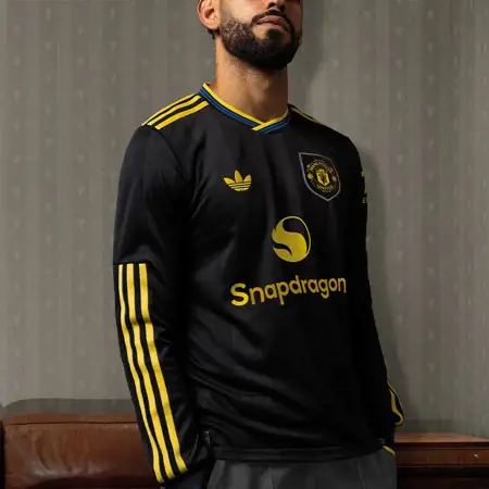 Manchester United 3e shirt 2025-2026 geïnspireerd door uitshirt 1993-1995