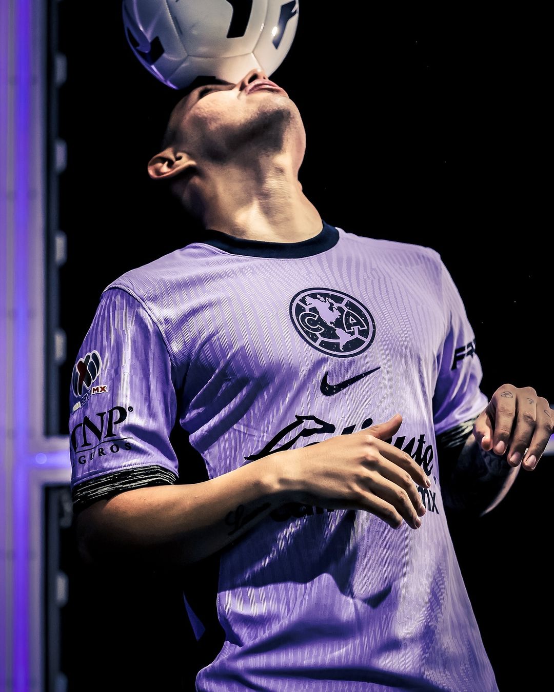 Club America 3e voetbalshirt 2023-2024 bijna identiek aan Liverpool 3e shirt