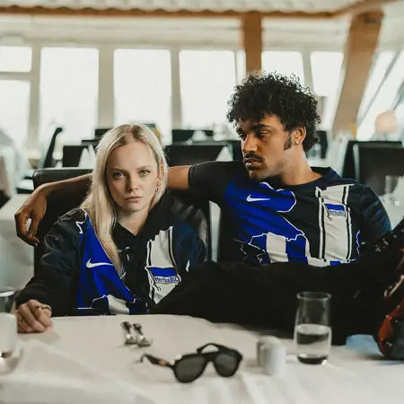 Nike en Hertha BSC lanceren mash-up voetbalshirt ter ere van 26 jarig partnership