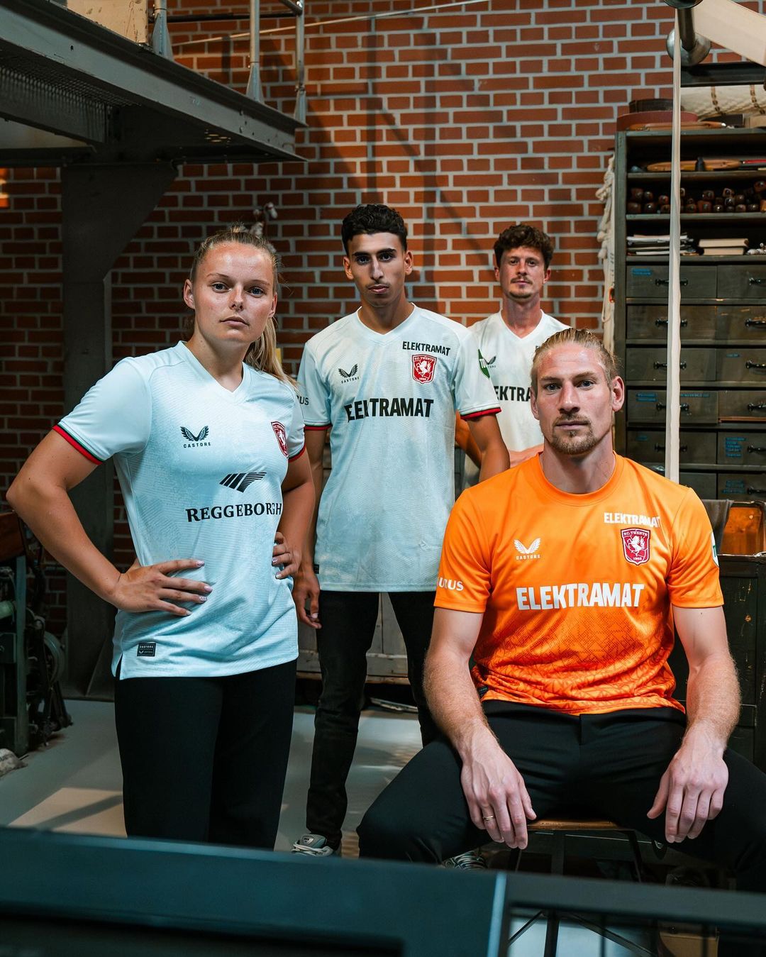 FC Twente uitshirt 2024-2025 is mintgroen en ode aan Twente