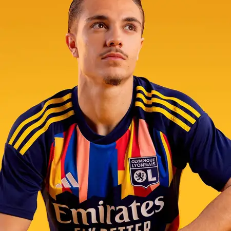 Olympique Lyon 3e shirt 2023-2024 ode aan de stad
