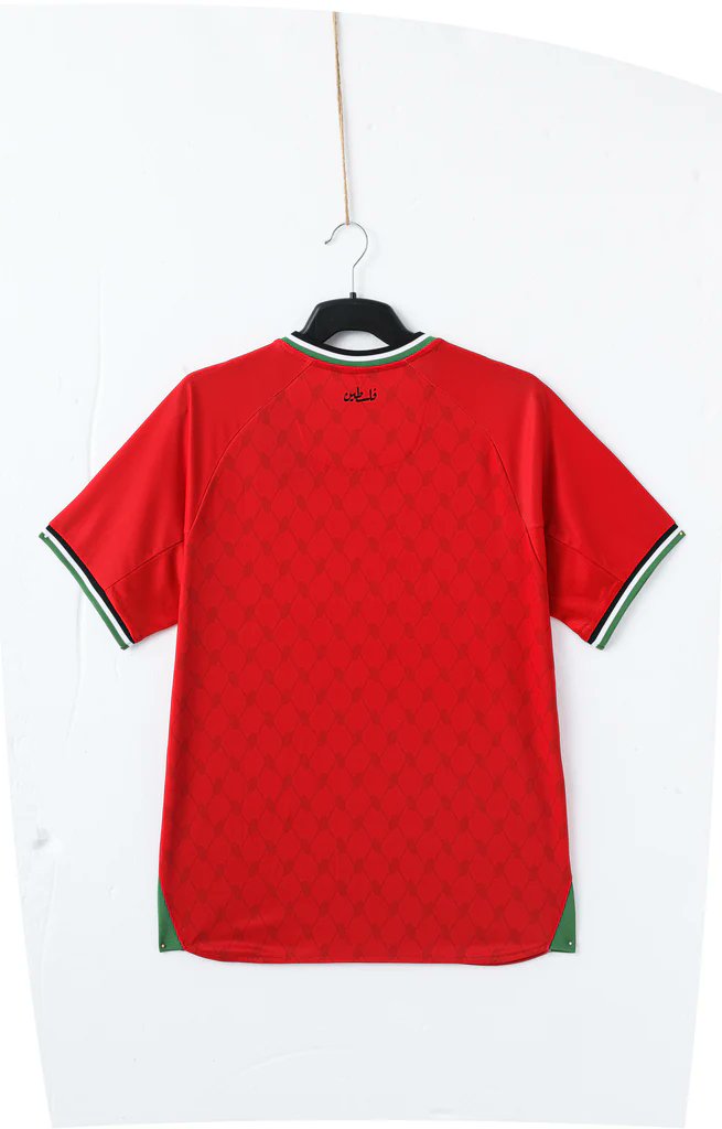 Deze voetbalshirts draagt Palestina in 2025!